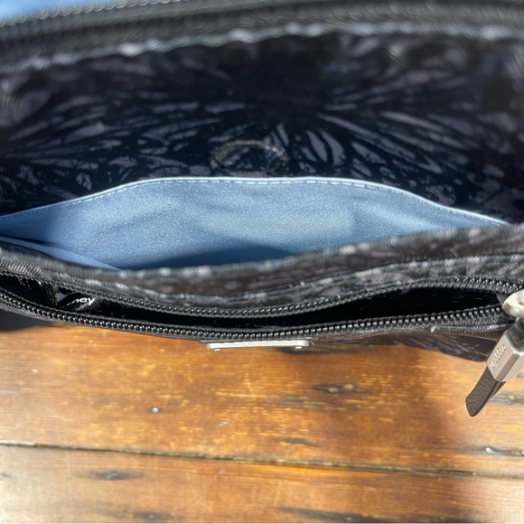 Baggalini Black Floral Crossbody Bag and Pouch Set - Picture 5 of 8